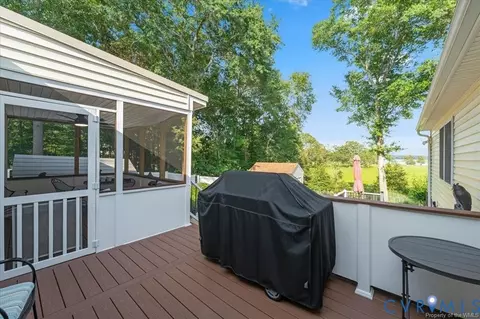 1025 Riverside Dr, Lanexa, VA 23089 photo 25