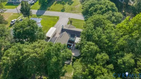 1025 Riverside Dr, Lanexa, VA 23089 photo 6
