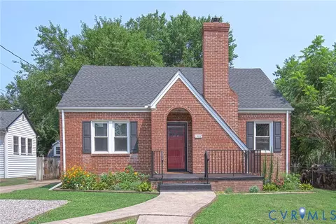1402 Rhode Island Ave, Glen Allen, VA 23060