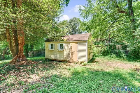 Exterior - 2810 Sutherland Rd, Sutherland, VA 23885 photo 7 of 10