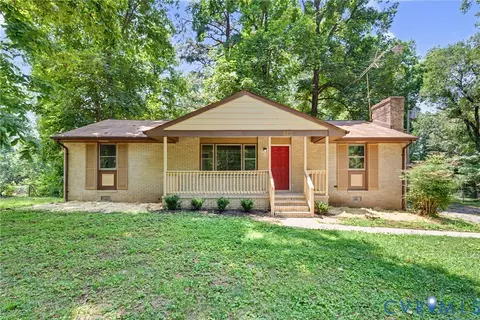 Exterior - 2810 Sutherland Rd, Sutherland, VA 23885 photo 1 of 10