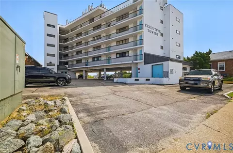 Exterior - 1222 E Ocean View Ave #304, Norfolk, VA 23503 photo 1 of 4