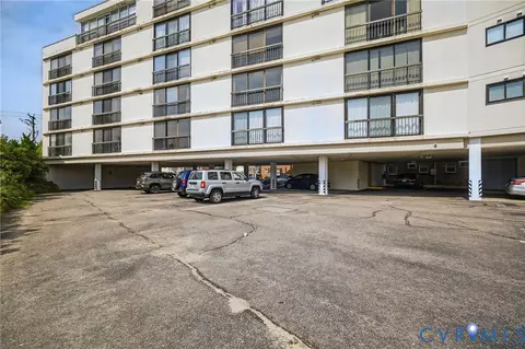 Exterior - 1222 E Ocean View Ave #304, Norfolk, VA 23503 photo 4 of 4