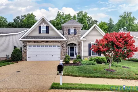 4211 Berry Sq, Williamsburg, VA 23188