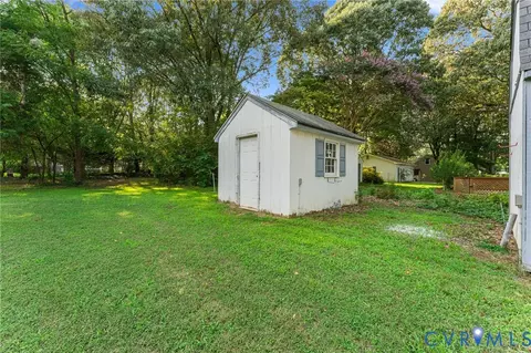 Exterior - 1760 Gloucester Rd, Gloucester Point, VA 23062 photo 4 of 7