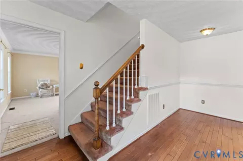 Entry Way - 1760 Gloucester Rd, Gloucester Point, VA 23062 photo 1 of 2
