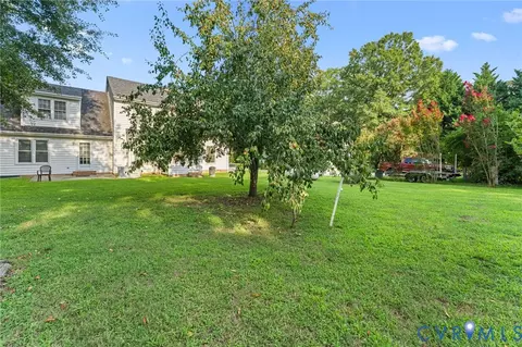 Exterior - 1760 Gloucester Rd, Gloucester Point, VA 23062 photo 7 of 7