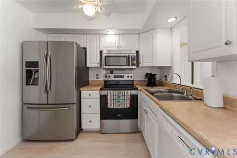 Kitchen - 1760 Gloucester Rd, Gloucester Point, VA 23062 photo 1 of 3
