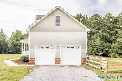 20411 Horseshoe Rd, Carson, VA 23830 photo 6