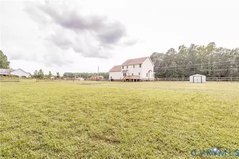 20411 Horseshoe Rd, Carson, VA 23830 photo 10