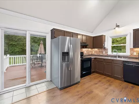 Kitchen - 3695 Three Chopt Rd, Gum Spring, VA 23065 photo 4 of 6