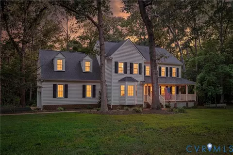 10030 Cheroy Woods Ln, Ashland, VA 23005