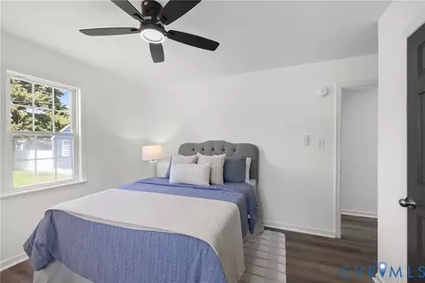 Bedroom - 4115 Chestnut Dr, North Dinwiddie, VA 23803 photo 2 of 6