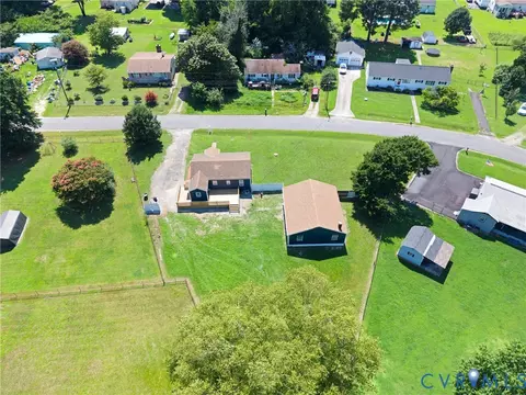 View/Area - 4115 Chestnut Dr, North Dinwiddie, VA 23803 photo 5 of 7