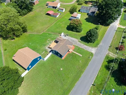View/Area - 4115 Chestnut Dr, North Dinwiddie, VA 23803 photo 6 of 7