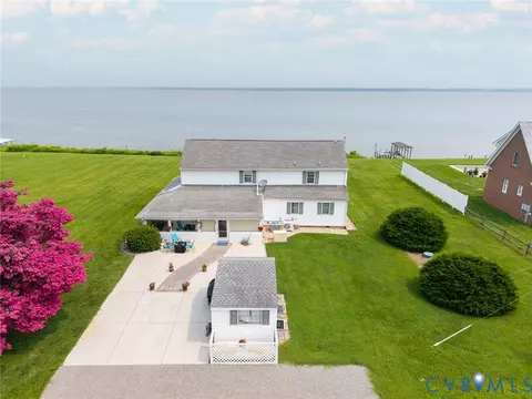617 Sheepside Rd, Laneview, VA 22504