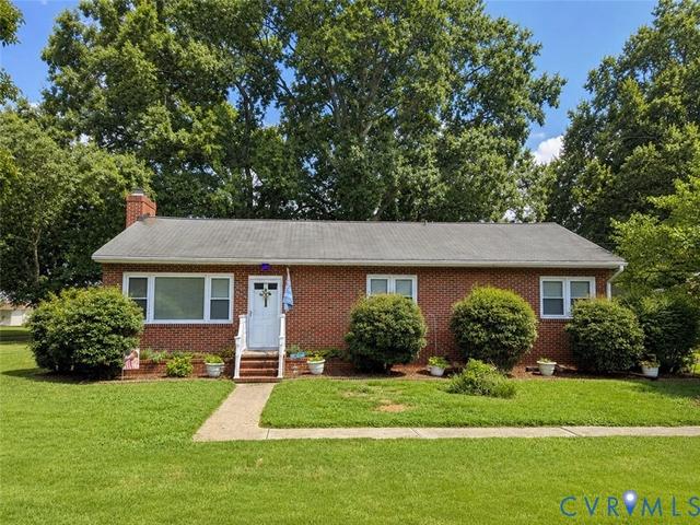 1470 Euclid Blvd, West Point, VA 23181