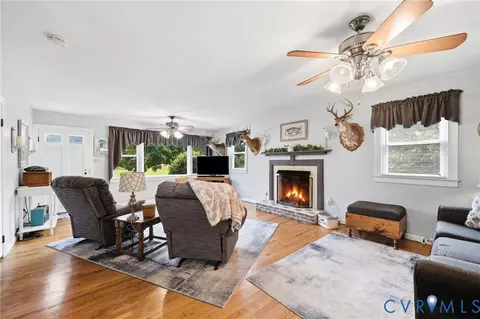 Living - 1470 Euclid Blvd, West Point, VA 23181 photo 2 of 2