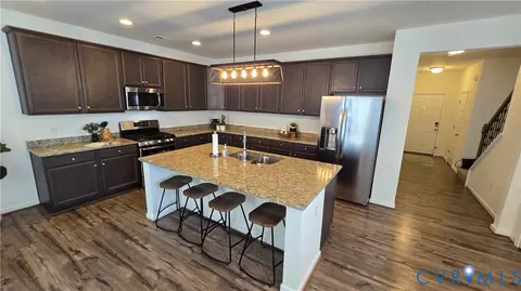 8014 Rutland Village Dr, Mechanicsville, VA 23116