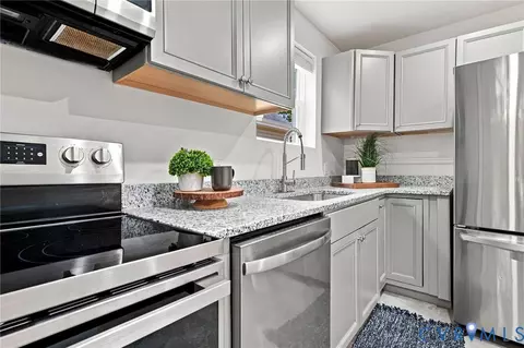 Kitchen - 2011 Bailey Ave, Richmond, VA 23231 photo 2 of 2