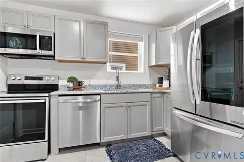 Kitchen - 2011 Bailey Ave, Richmond, VA 23231 photo 1 of 2