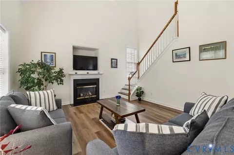 Living - 1007 Gravity Hill Rd, Midlothian, VA 23114 photo 1 of 2