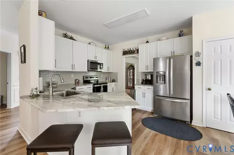 Kitchen - 1007 Gravity Hill Rd, Midlothian, VA 23114 photo 2 of 3
