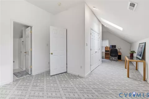 Entry Way - 1007 Gravity Hill Rd, Midlothian, VA 23114 photo 6 of 7