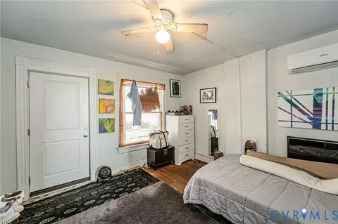 Bedroom - 1209 Wallace St, Richmond, VA 23220 photo 2 of 12
