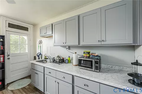 Kitchen - 1209 Wallace St, Richmond, VA 23220 photo 4 of 12