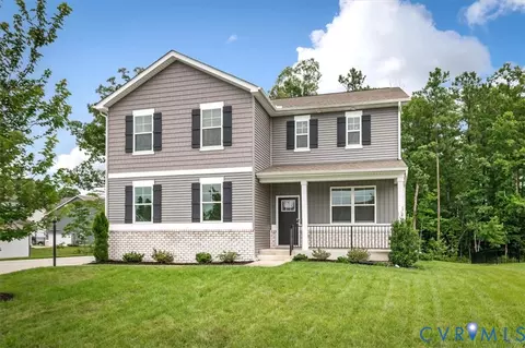 6918 Sanguine Ter, Ampthill, VA 23234