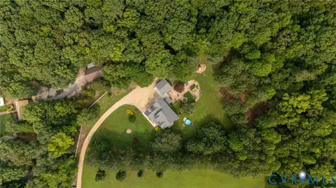 View/Area - 21700 Oak Hill Ct, Carson, VA 23830 photo 1 of 1