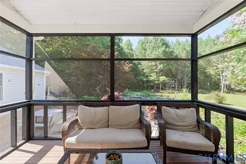 Exterior - 21700 Oak Hill Ct, Carson, VA 23830 photo 6 of 11