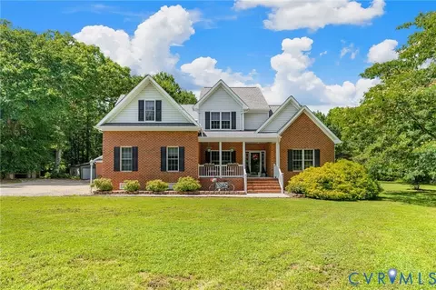 Exterior - 21700 Oak Hill Ct, Carson, VA 23830 photo 3 of 11