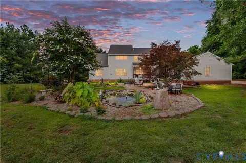Exterior - 21700 Oak Hill Ct, Carson, VA 23830 photo 2 of 11