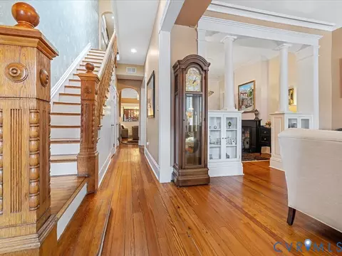 Entry Way - 3108 E Broad St, Richmond, VA 23223 photo 1 of 6