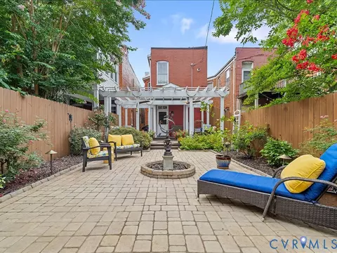 Exterior - 3108 E Broad St, Richmond, VA 23223 photo 9 of 20