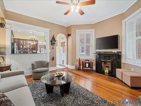 Living - 3108 E Broad St, Richmond, VA 23223 photo 4 of 5