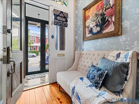 Entry Way - 3108 E Broad St, Richmond, VA 23223 photo 2 of 6
