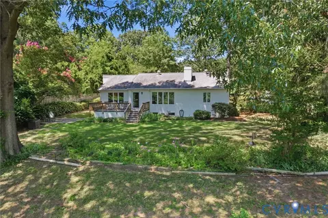 Exterior - 7614 Ashe St, Gloucester Point, VA 23062 photo 4 of 9