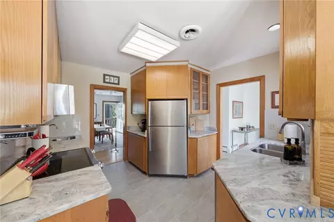 Kitchen - 7614 Ashe St, Gloucester Point, VA 23062 photo 6 of 6