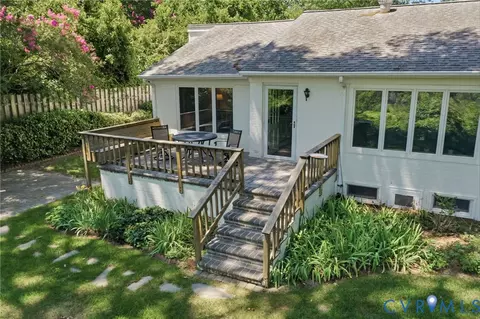 Exterior - 7614 Ashe St, Gloucester Point, VA 23062 photo 5 of 9