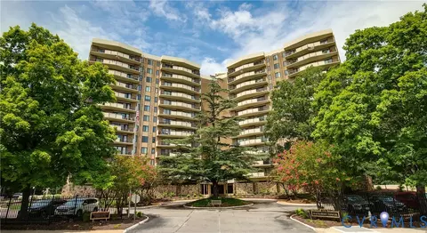2956 Hathaway Rd #U607, Richmond, VA 23225