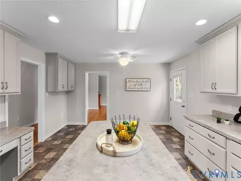 Kitchen - 2296 Mill Rd, Powhatan, VA 23139 photo 7 of 9