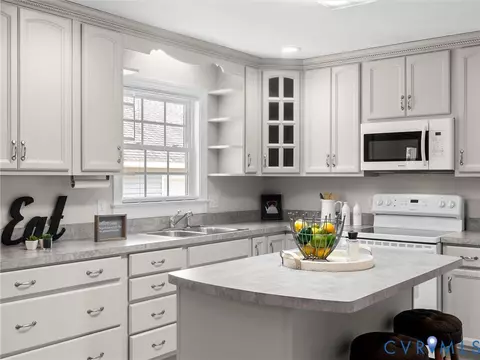 Kitchen - 2296 Mill Rd, Powhatan, VA 23139 photo 4 of 9