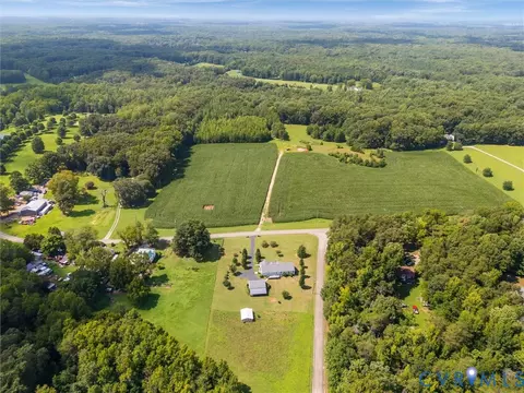 View/Area - 2296 Mill Rd, Powhatan, VA 23139 photo 4 of 6