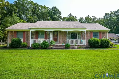 8435 Old Roxbury Rd, Quinton, VA 23141