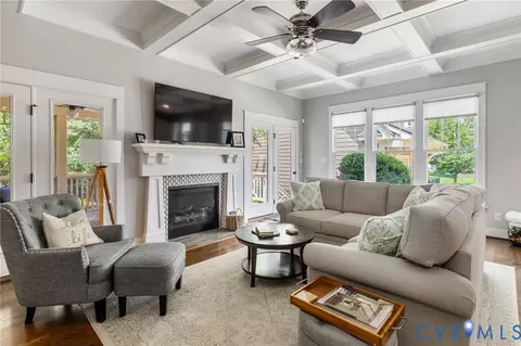 Living - 15918 Drumone Rd, Midlothian, VA 23112 photo 2 of 3