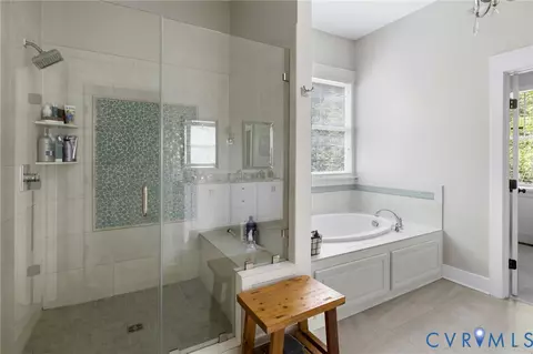 Bath - 15918 Drumone Rd, Midlothian, VA 23112 photo 2 of 6