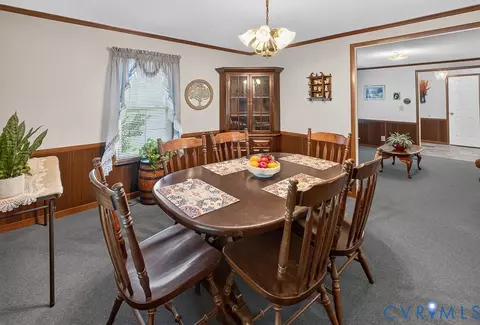 Dining - 19541 Templeton Rd, Carson, VA 23830 photo 2 of 3